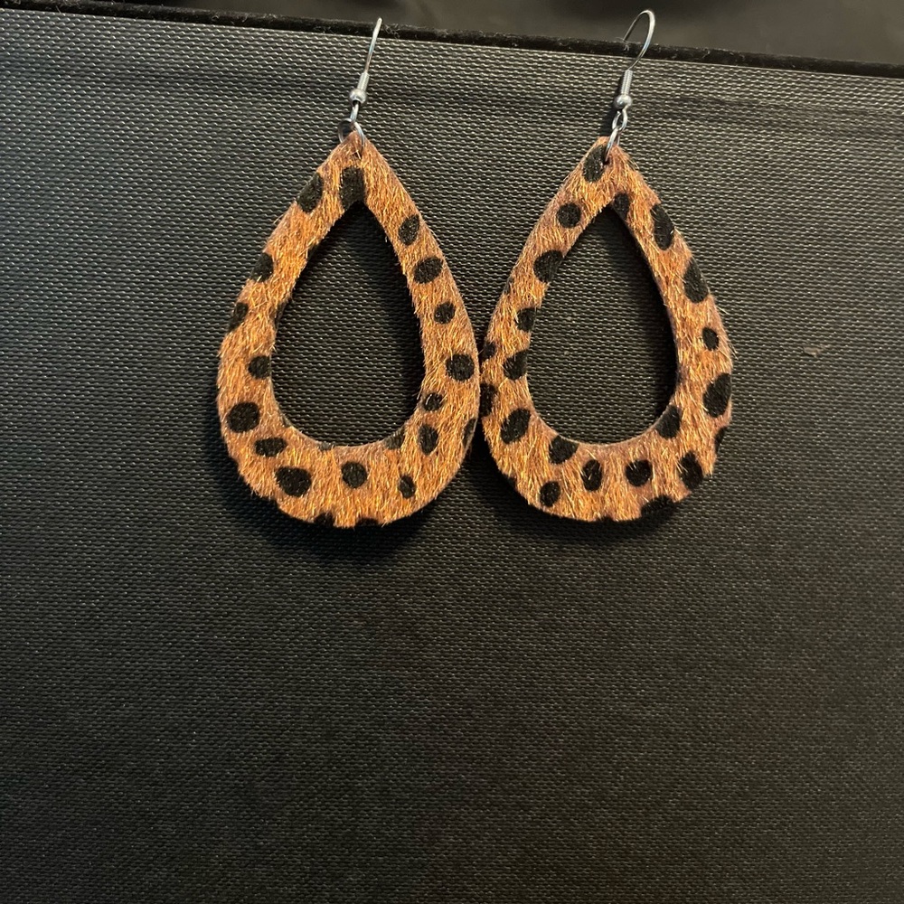 Ladies Earrings